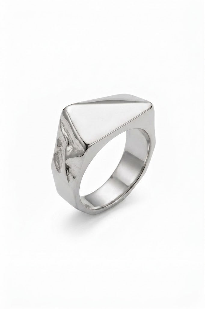 The Curve Ring