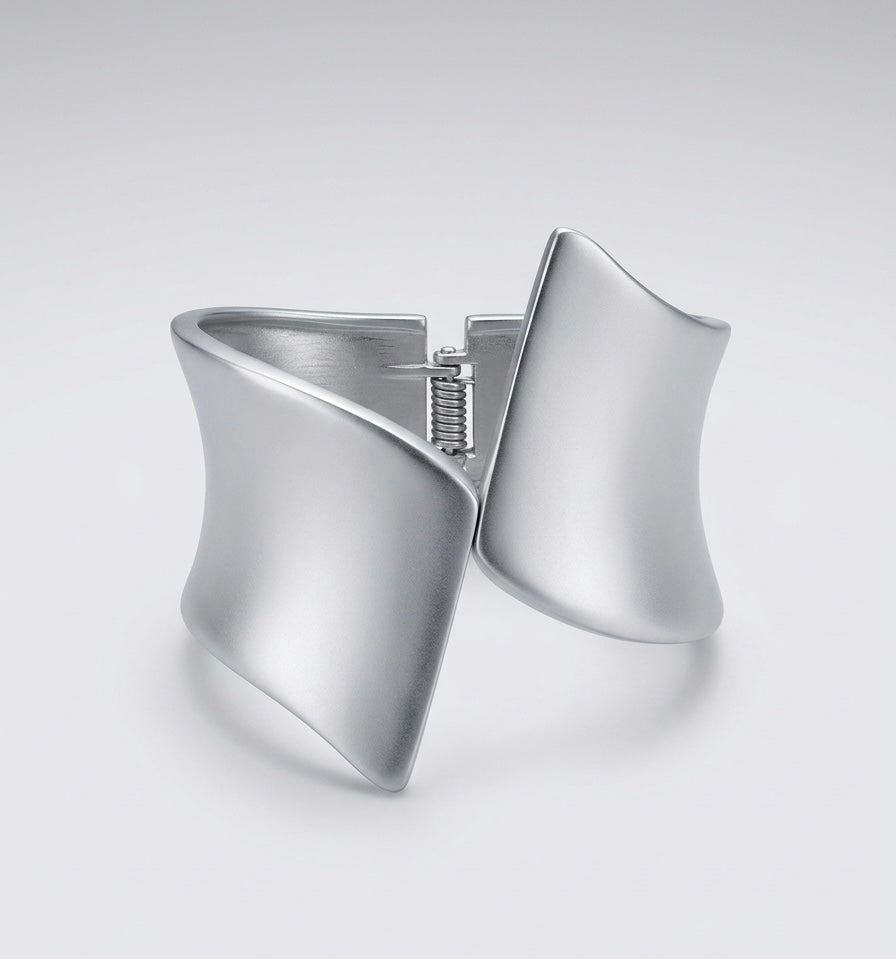 Courbe Moderne Bangle