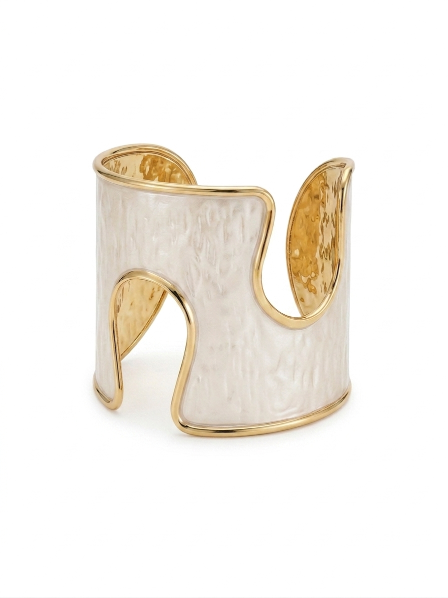 La Dune Blanche Cuff