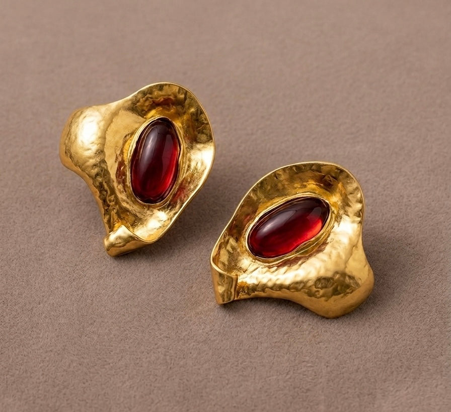Rouge Bold Earrings