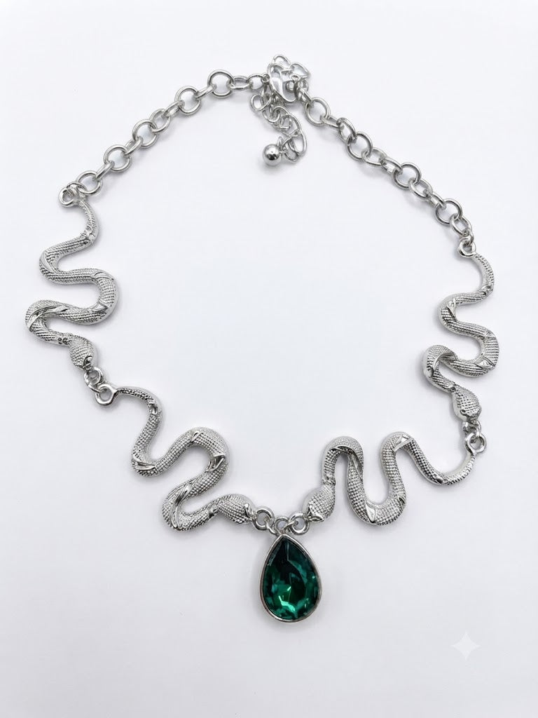 Serpente d’Émeraude Necklace