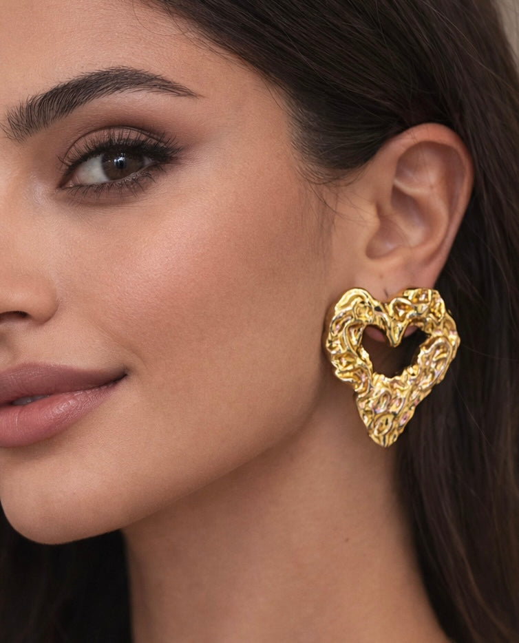 Chic Heart Earrings