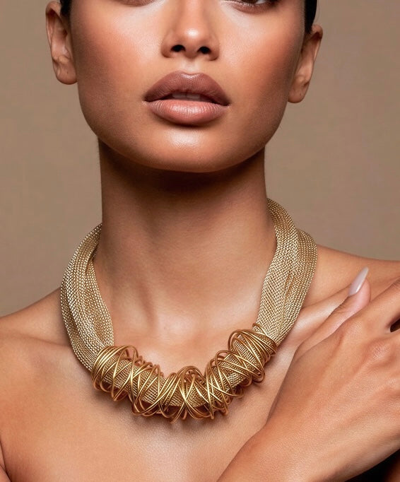 Le Ras-de-cou Necklace